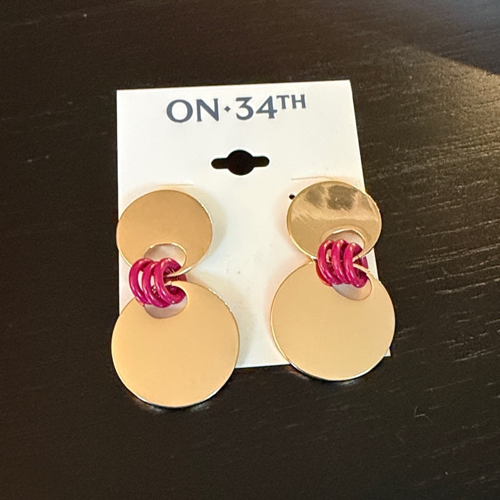 NWT ON 34th Earrings. EAR2